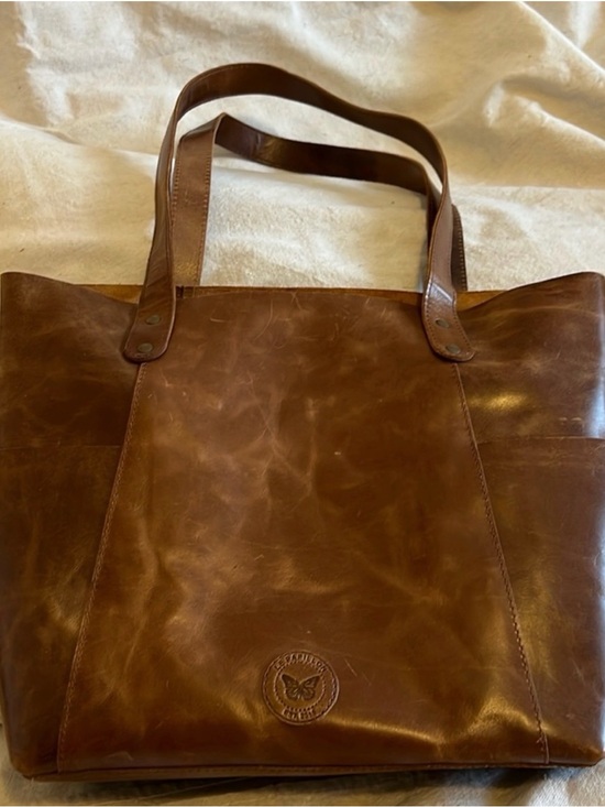 le papillon Handbags - Le Papillon Brown Distressed Leather Tote